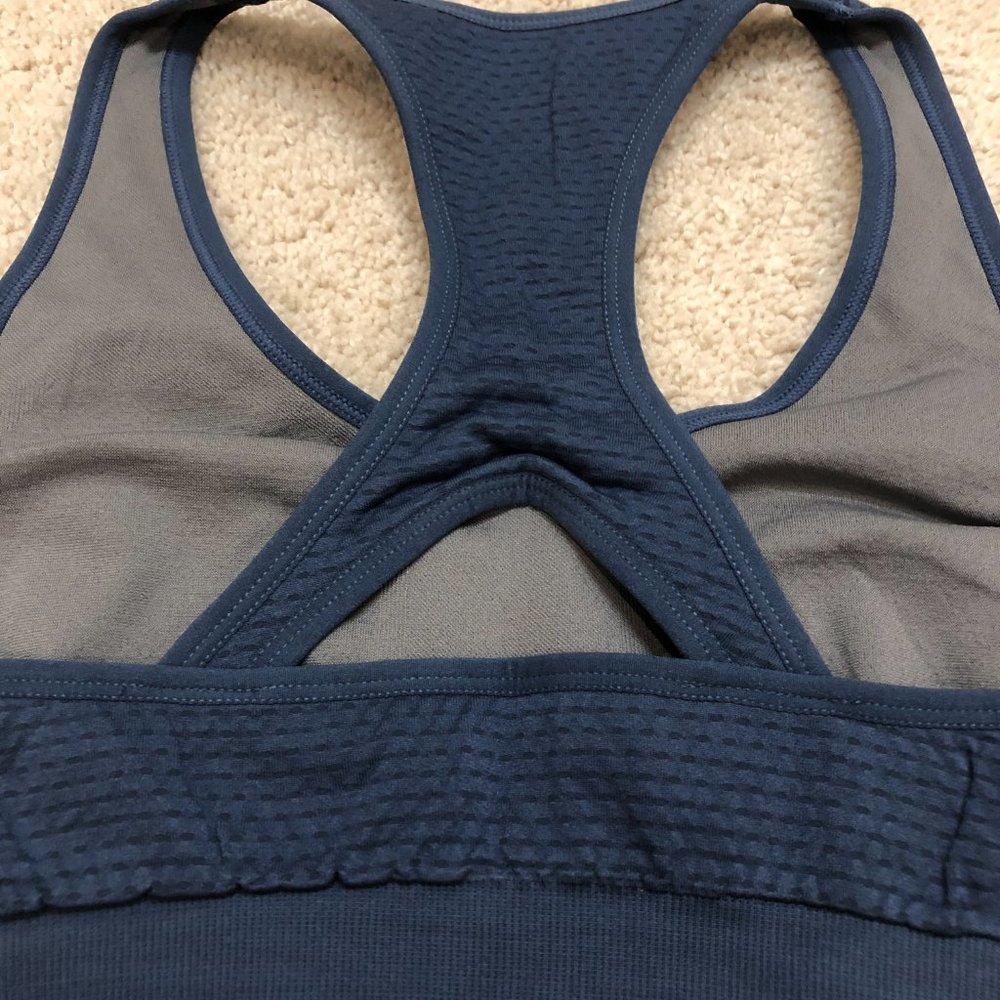 Amazing Sports Bra Blue Medium Support Bra Top - Picture 5 of 9